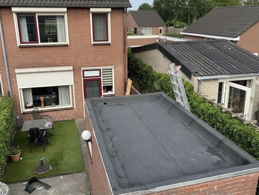 Lekkage Schuur Leiden