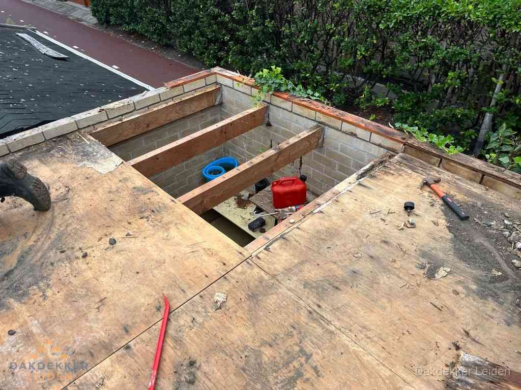Plat Dak Vervangen Leiden